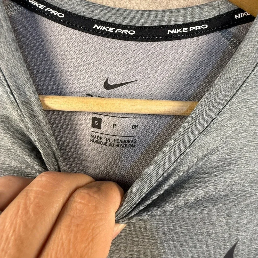 Nike Pro Dri-FIT Mens Small Grey Heather Long Sleeve Training Compression Shirt